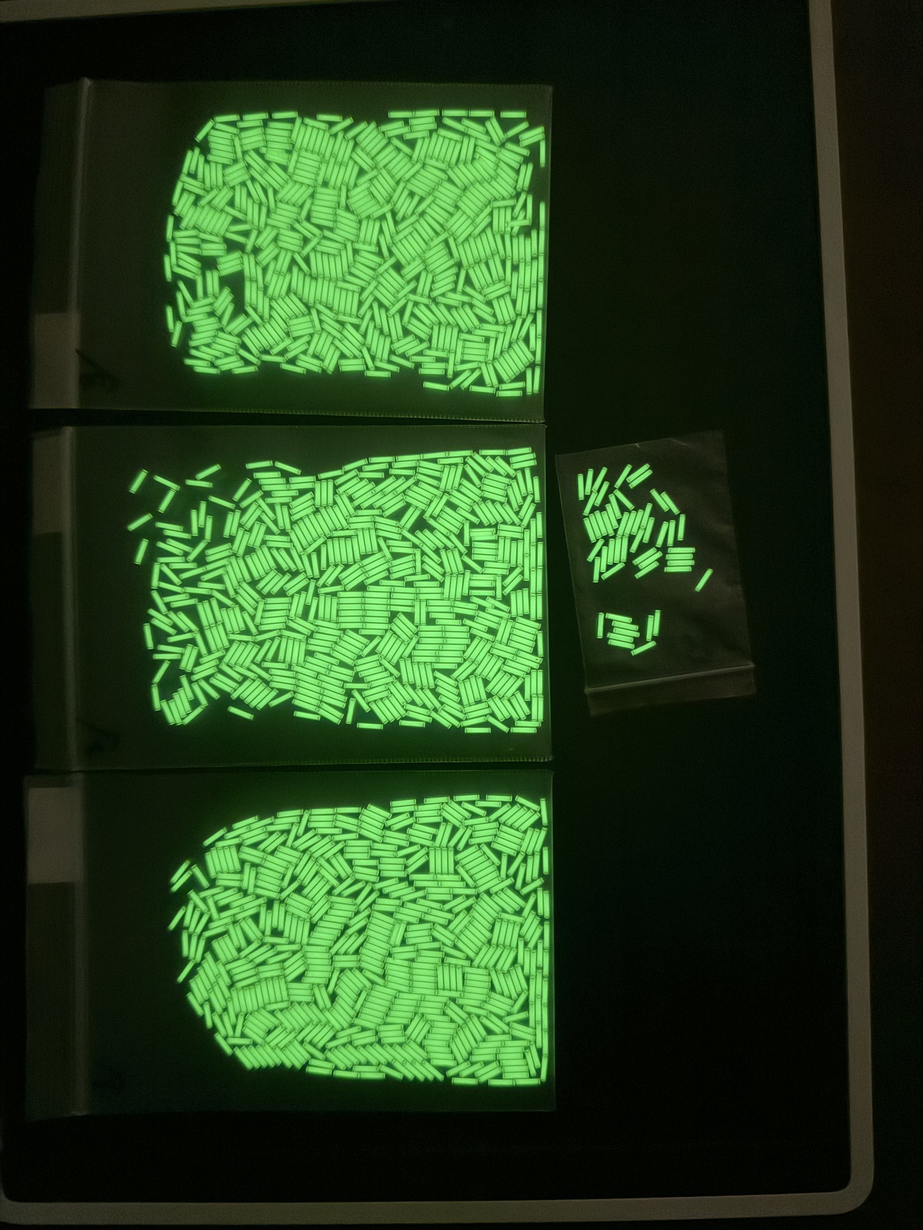 氚光管绿色发光实拍